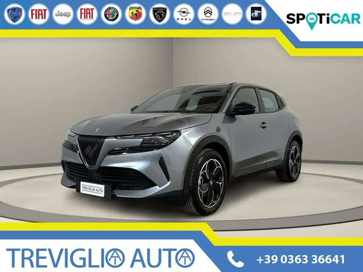Usata Alfa Romeo Junior 114 kW (156 CV) 2025 SUV
