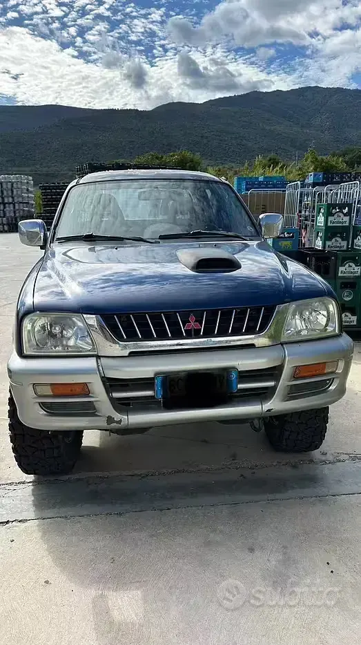 Usata Mitsubishi L200 100 CV (73 kW) 1999 Bluazzurro Pick-up