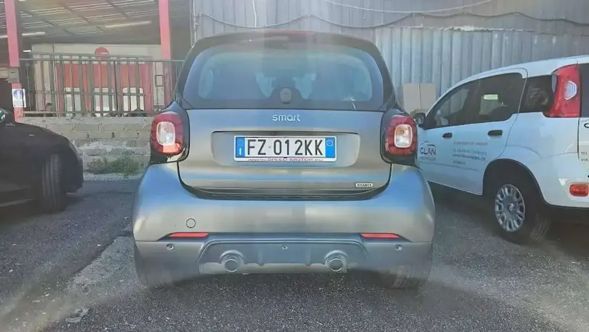 Usata Smart ForTwo Cabrio Brabus Xclusive 109 CV (80 kW) 2018 Grigio Cabrio
