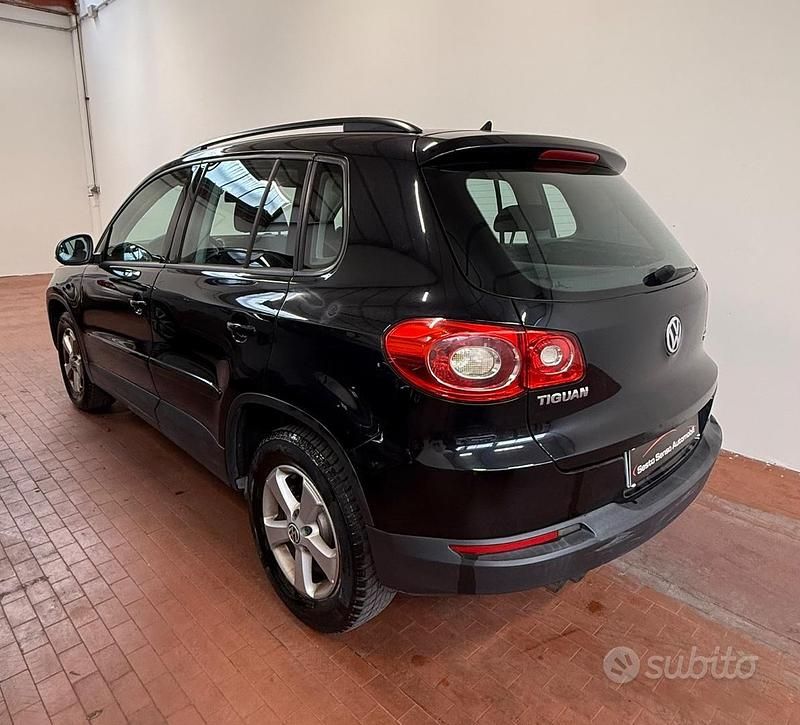 Usata VW Tiguan Sportline 140 CV (102 kW) 2009 Nero SUV