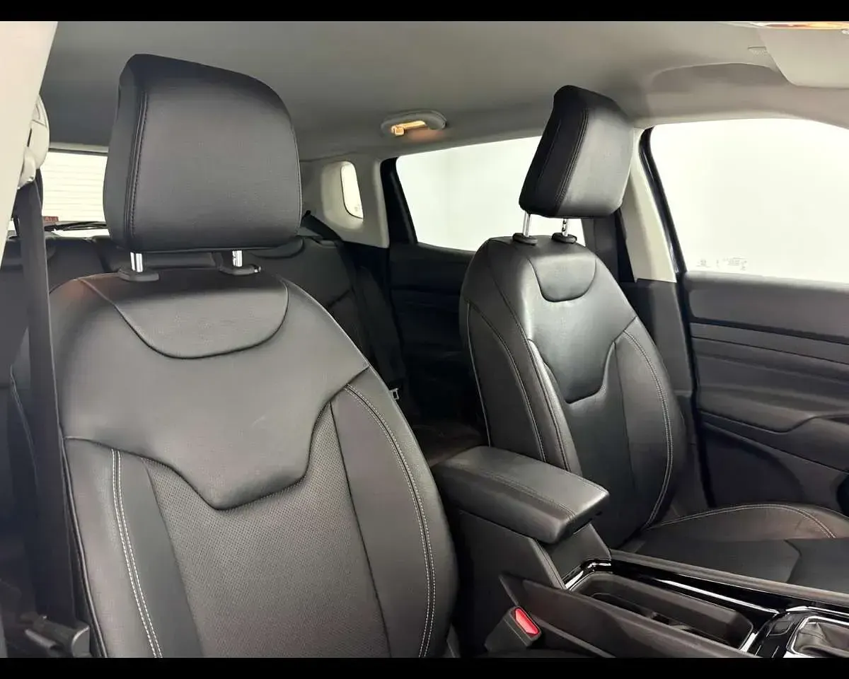 Usata Jeep Compass 131 CV (96 kW) 2023 Blue shade tetto nero SUV