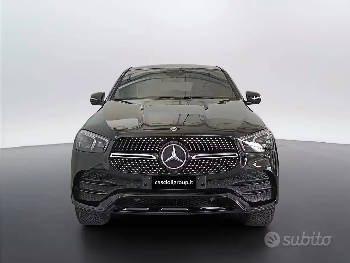 Usata Mercedes GLE300 Premium Plus 272 CV (200 kW) 2023 Nero SUV