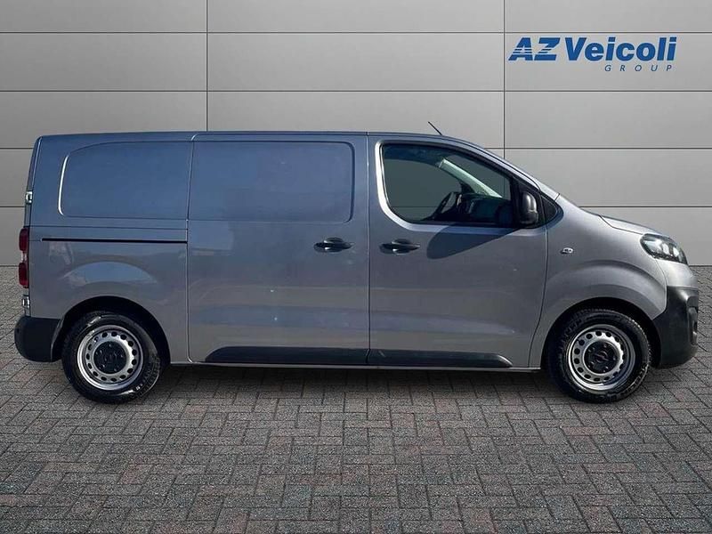 Usata Opel Vivaro Enjoy 120 CV (88 kW) 2020 Argento Monovolume