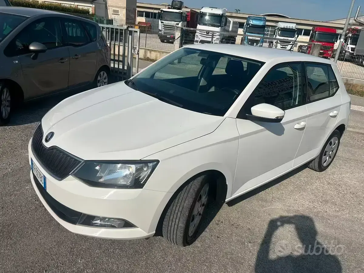 Usata Skoda Fabia Business Line 90 CV (66 kW) 2018 Bianco Berlina