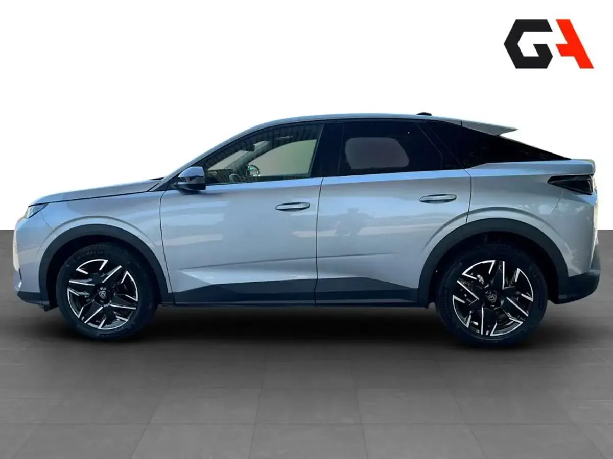 Usata Peugeot 3008 Allure 145 CV (106 kW) 2025 Grigio SUV