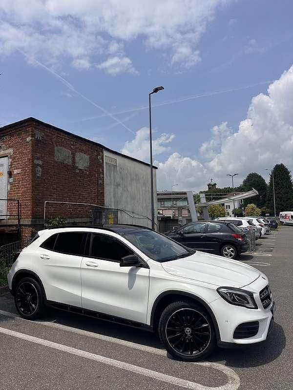 Usata Mercedes GLA200 Premium 136 CV (100 kW) 2018 SUV