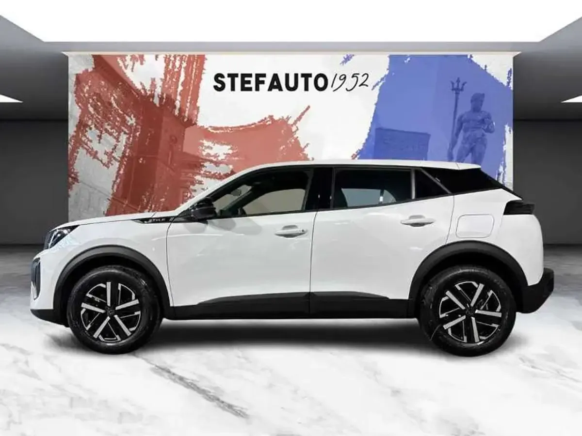 Nuova Peugeot 2008 Style 102 CV (75 kW) 2026 Bianco okenite SUV