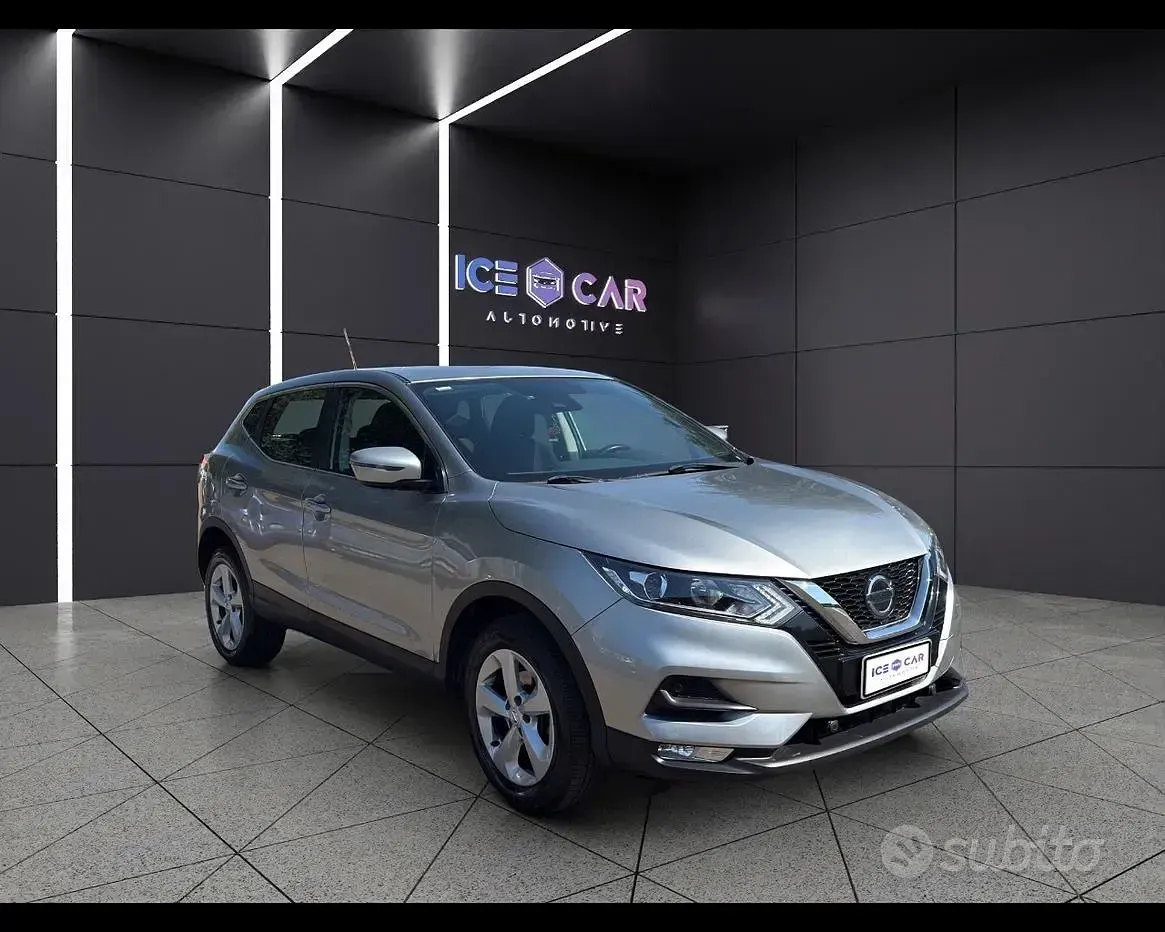 Usata Nissan Qashqai N-Connecta 116 CV (85 kW) 2019 Grigio SUV