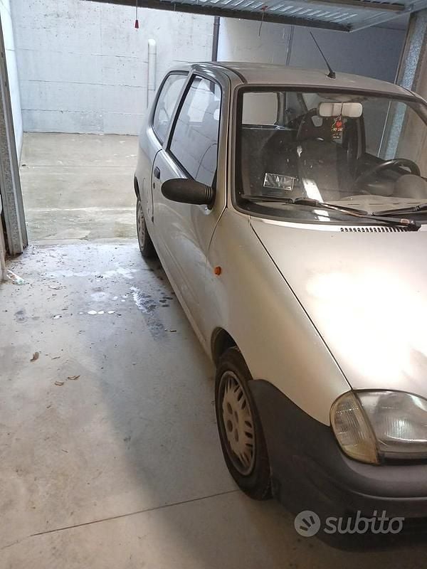 Usata Fiat 600 2003 Grigio Utilitaria