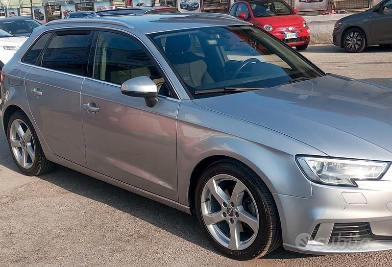 Usata Audi A3 2018 Grigio Berlina