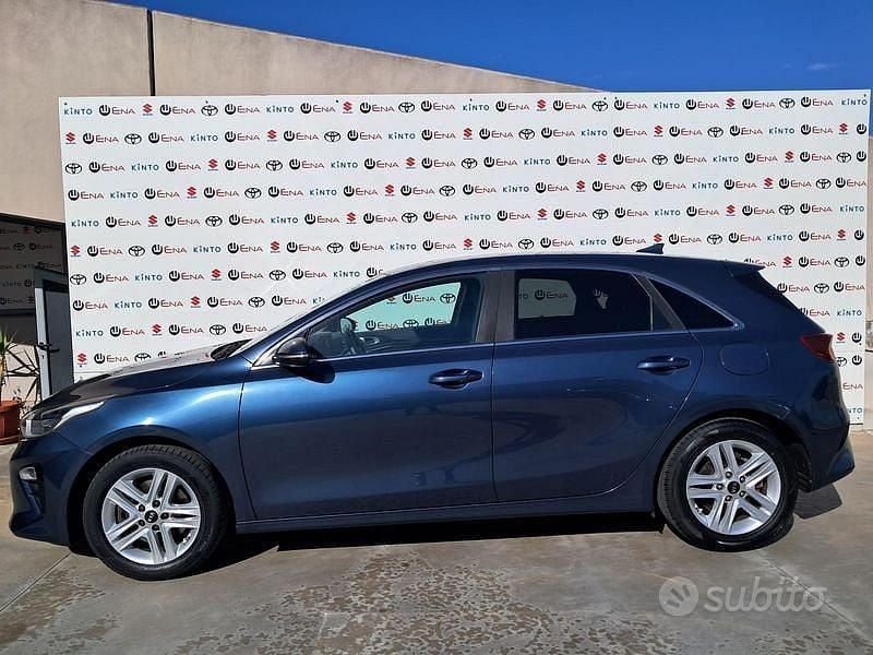 Usata Kia Ceed 140 CV (102 kW) 2019 Blu/azzurro Utilitaria