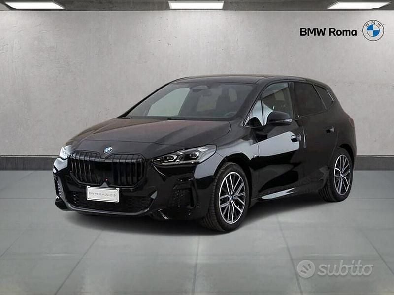 Black sapphire metallic Usata 2024 BMW 218 Active Tourer Comfort Edition Monovolume | 29.580 € (Super prezzo) - Immagine 1/3