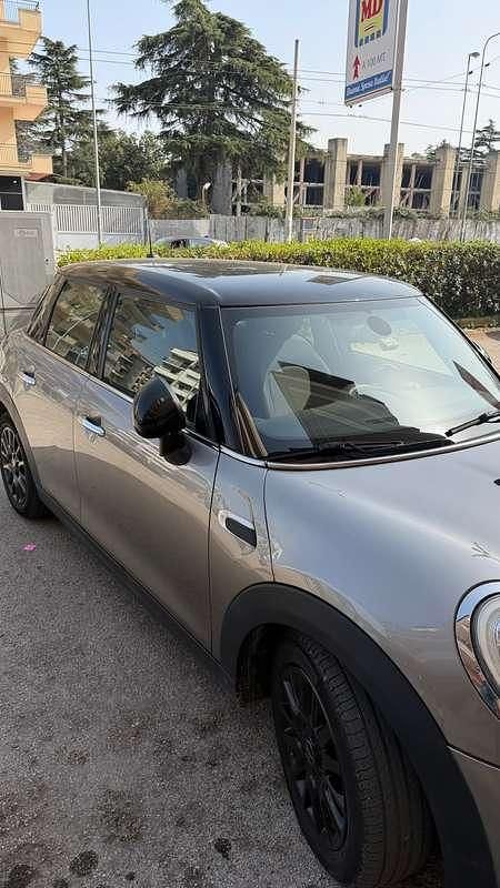 Usata Mini Cooper D Hype 116 CV (85 kW) 2017 Utilitaria