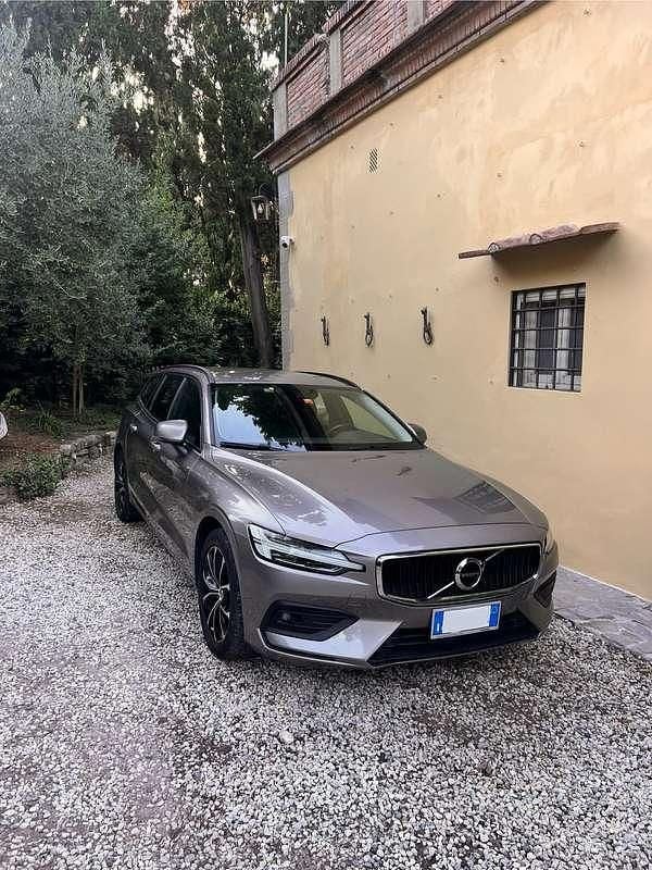 Usata 2019 Volvo V60 Business Edition Station wagon | 16.900 € (Ottimo prezzo) - Immagine 1/4