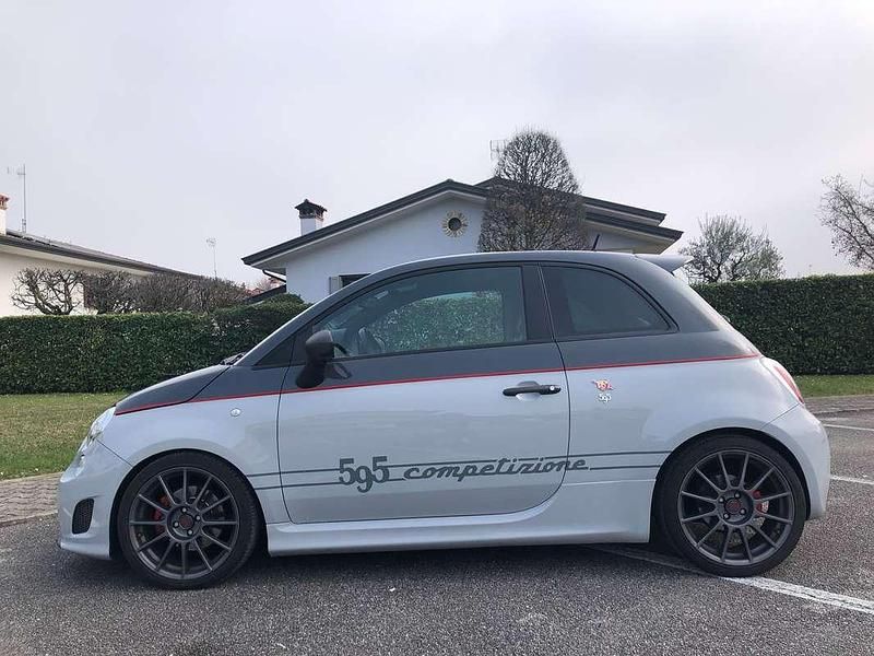 Usata Abarth 595 Competizione 159 CV (116 kW) 2014 Grigio Utilitaria