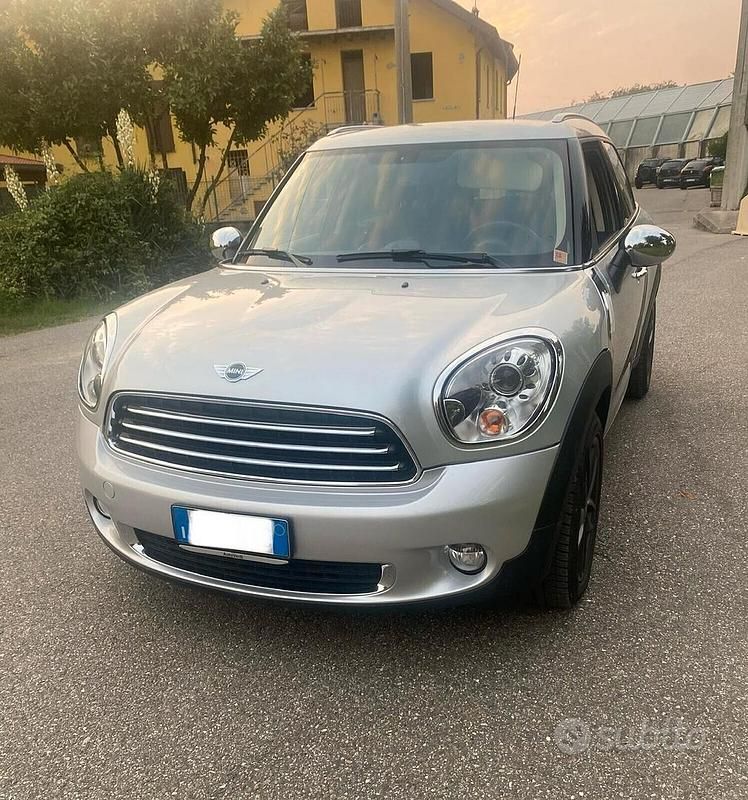 Grigio Usata 2014 Mini Cooper D Countryman Business SUV | 10.500 € (Buon prezzo) - Immagine 1/4