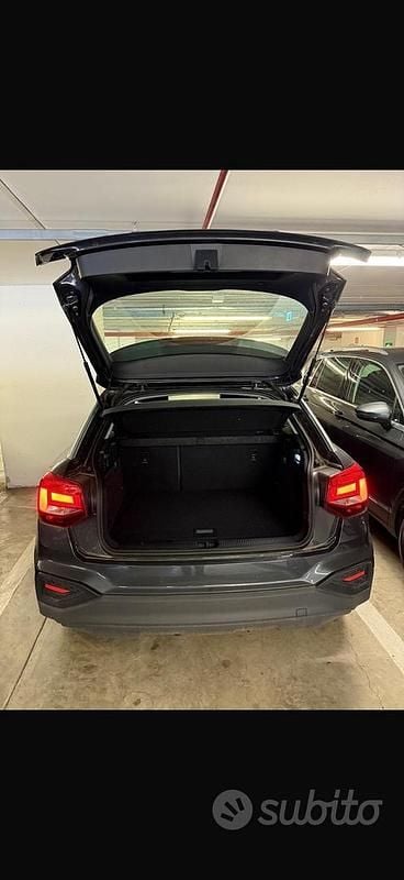 Usata Audi Q2 Ambiente 150 CV (110 kW) 2022 Grigio SUV