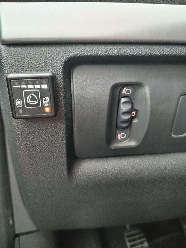 Usata Renault Clio III Dynamique 75 CV (55 kW) 2012 Grigio Berlina