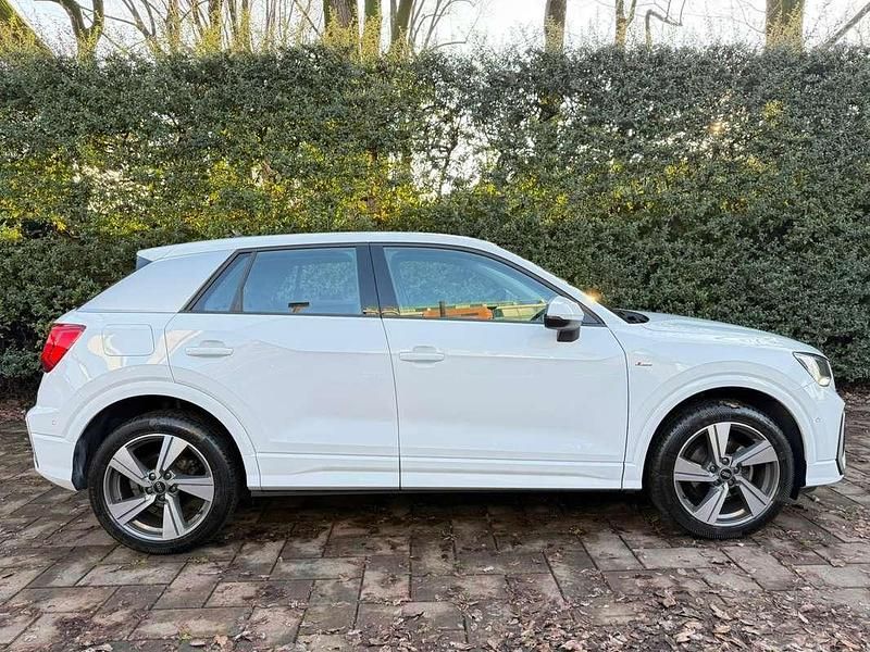 Usata Audi Q2 Edition .1 150 CV (110 kW) 2022 Bianco SUV