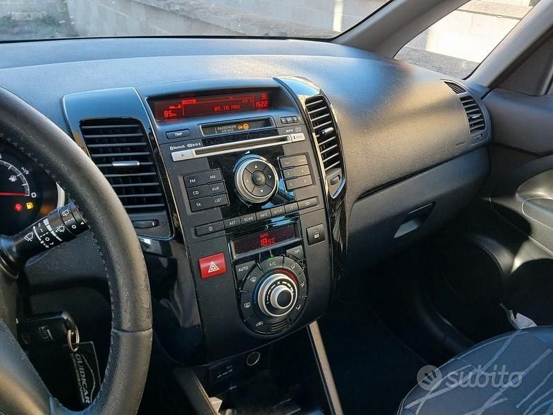 Usata Kia Venga 90 CV (66 kW) 2013 Utilitaria