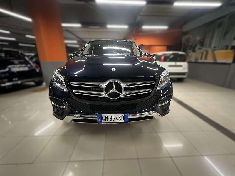 Blu/azzurro Usata 2018 Mercedes GLE250 SUV | 24.900 € (Super prezzo) - Immagine 1/4