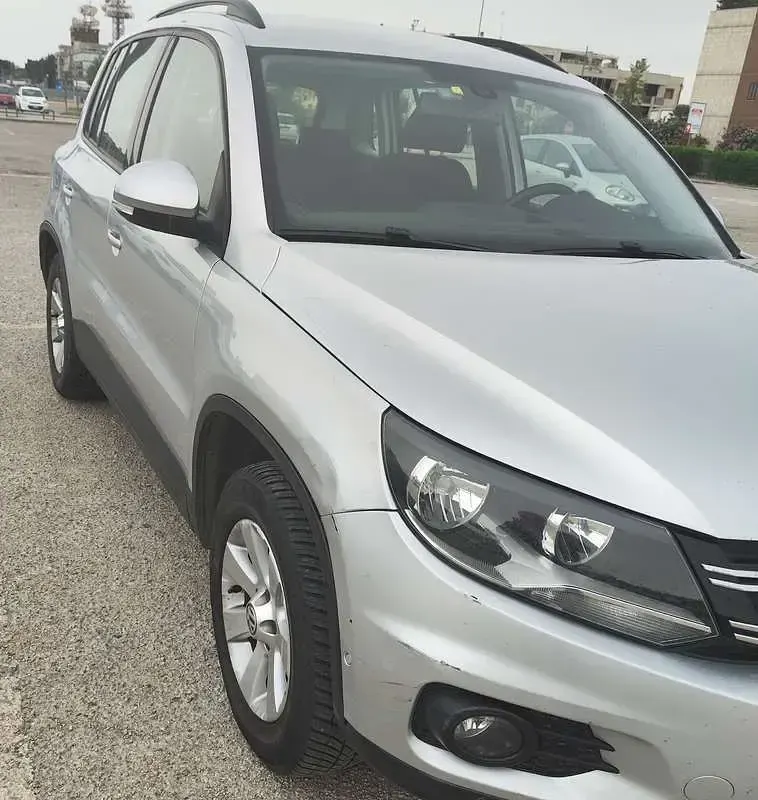 Usata VW Tiguan Track & Field 140 CV (102 kW) 2012 Argento SUV