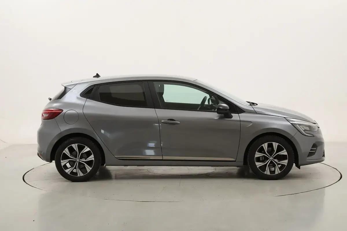 Usata Renault Clio Evolution 100 CV (73 kW) 2023 Utilitaria