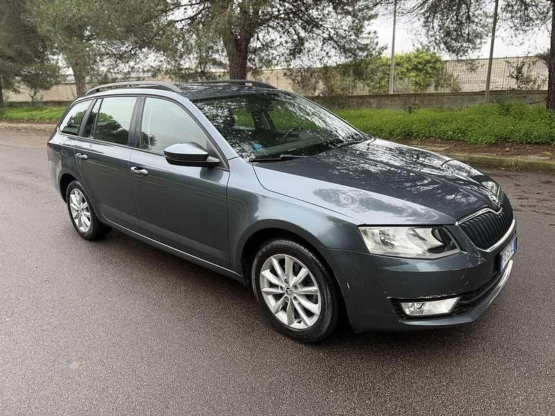 Usata Skoda Octavia G-TEC Active 110 CV (80 kW) 2015 Station wagon