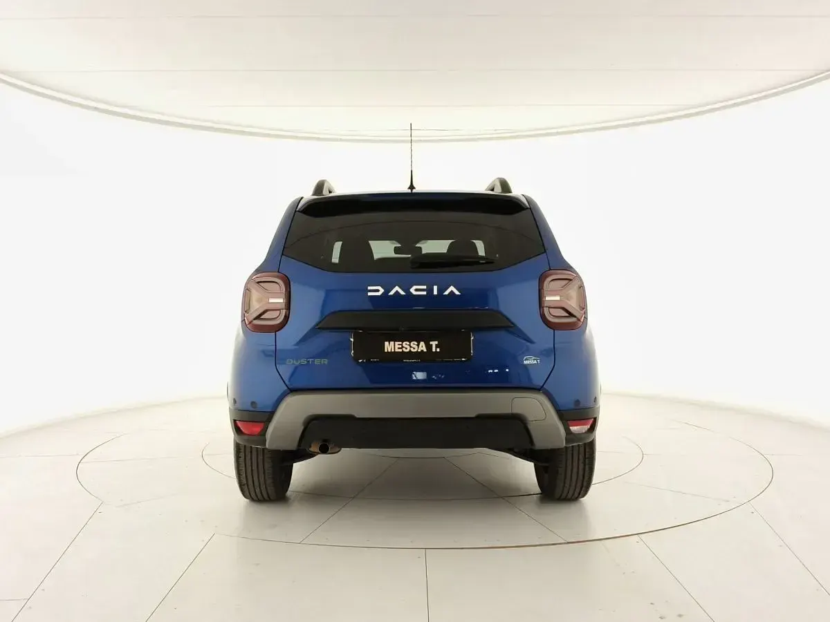 Usata Dacia Duster Journey 101 CV (74 kW) 2023 Blu SUV