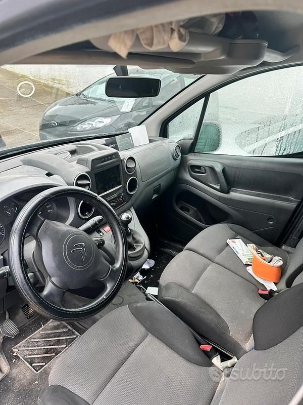 Usata Citroën Berlingo 120 CV (88 kW) 2017 Grigio Monovolume