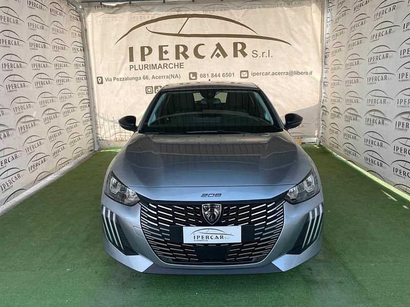 Usata Peugeot 208 Allure 101 CV (74 kW) 2025 Grigio Utilitaria
