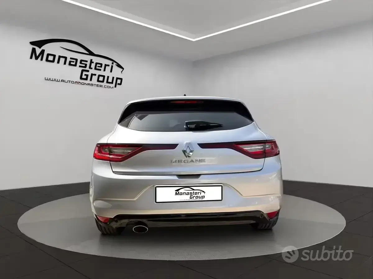 Usata Renault Mégane III Intens 131 CV (96 kW) 2016 Grigio Berlina