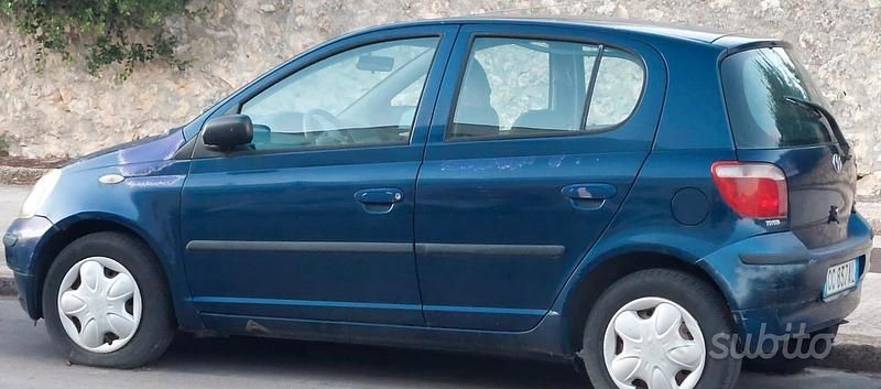 Usata Toyota Yaris 68 CV (50 kW) 2003 Berlina