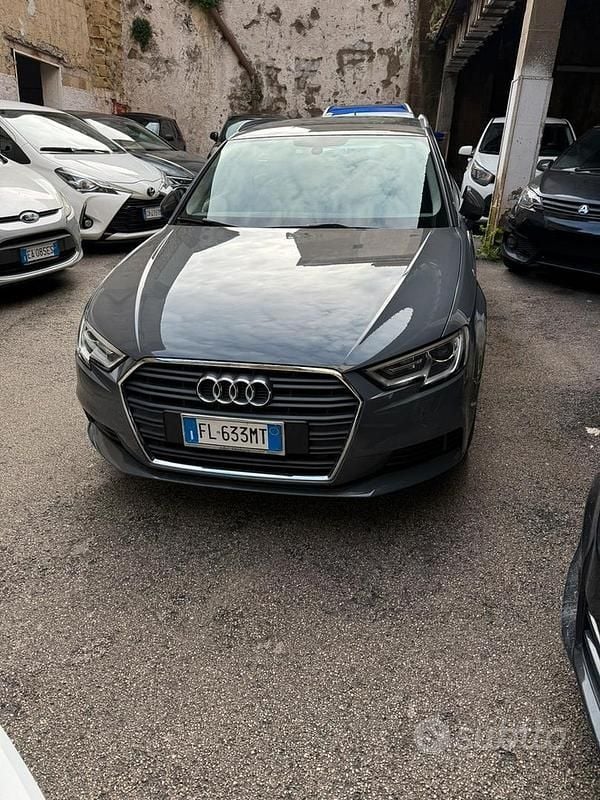 Usata Audi A3 110 CV (80 kW) 2017 Grigio Berlina