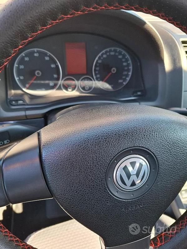 Usata VW Golf V 170 CV (125 kW) 2006 Nero Utilitaria