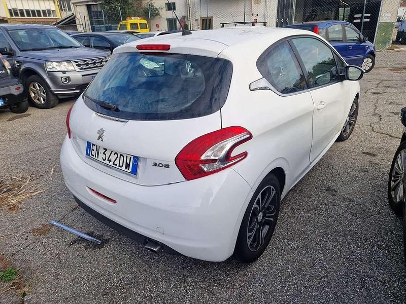 Usata Peugeot 208 Allure 68 CV (50 kW) 2012 Other Utilitaria