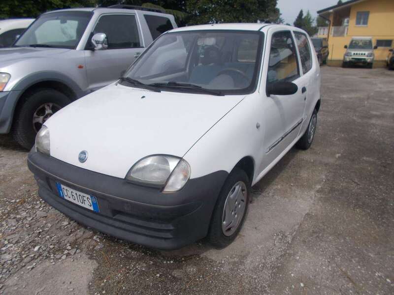 Usato 2002 Fiat Seicento 1.1 Benzin 54 CV (1.500 €)