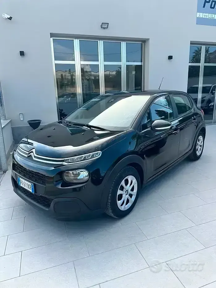 Usata Citroën C3 Shine 99 CV (72 kW) 2017 Nero Berlina