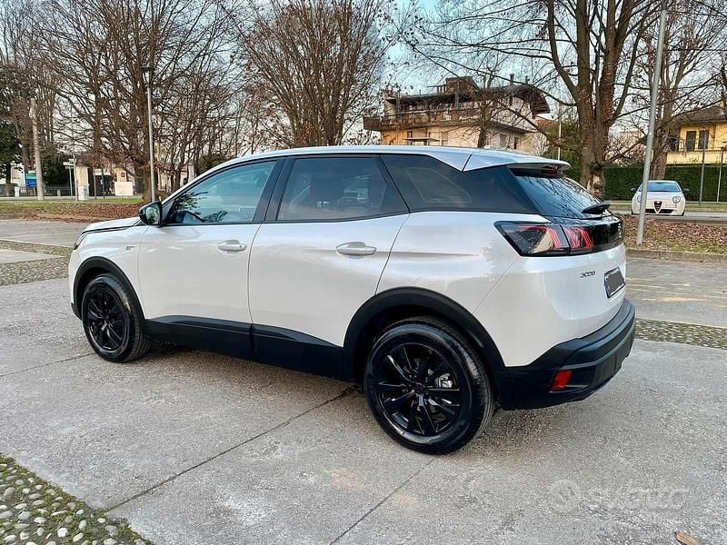 Usata Peugeot 3008 GT-line 131 CV (96 kW) 2022 Bianco SUV