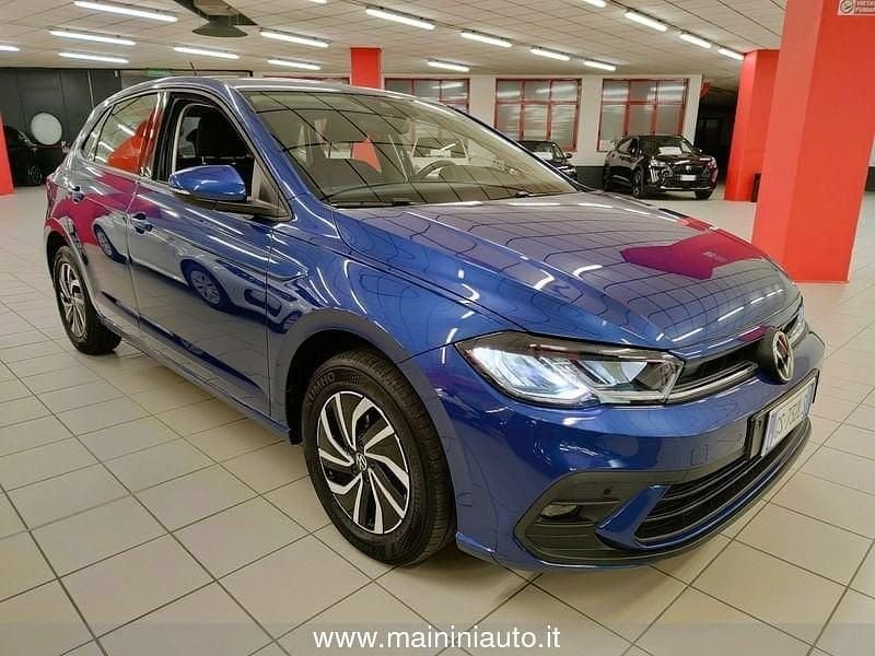 Usata VW Polo Life 80 CV (58 kW) 2023 Blu Utilitaria