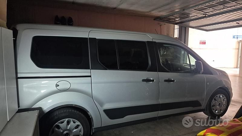 Usata Ford Transit 115 CV (84 kW) 2015 Grigio Station wagon