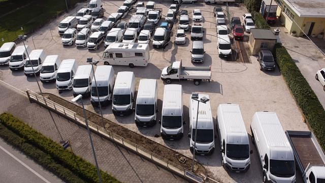 Usata Fiat Ducato 140 CV (102 kW) 2019 Bianco pastello Furgone