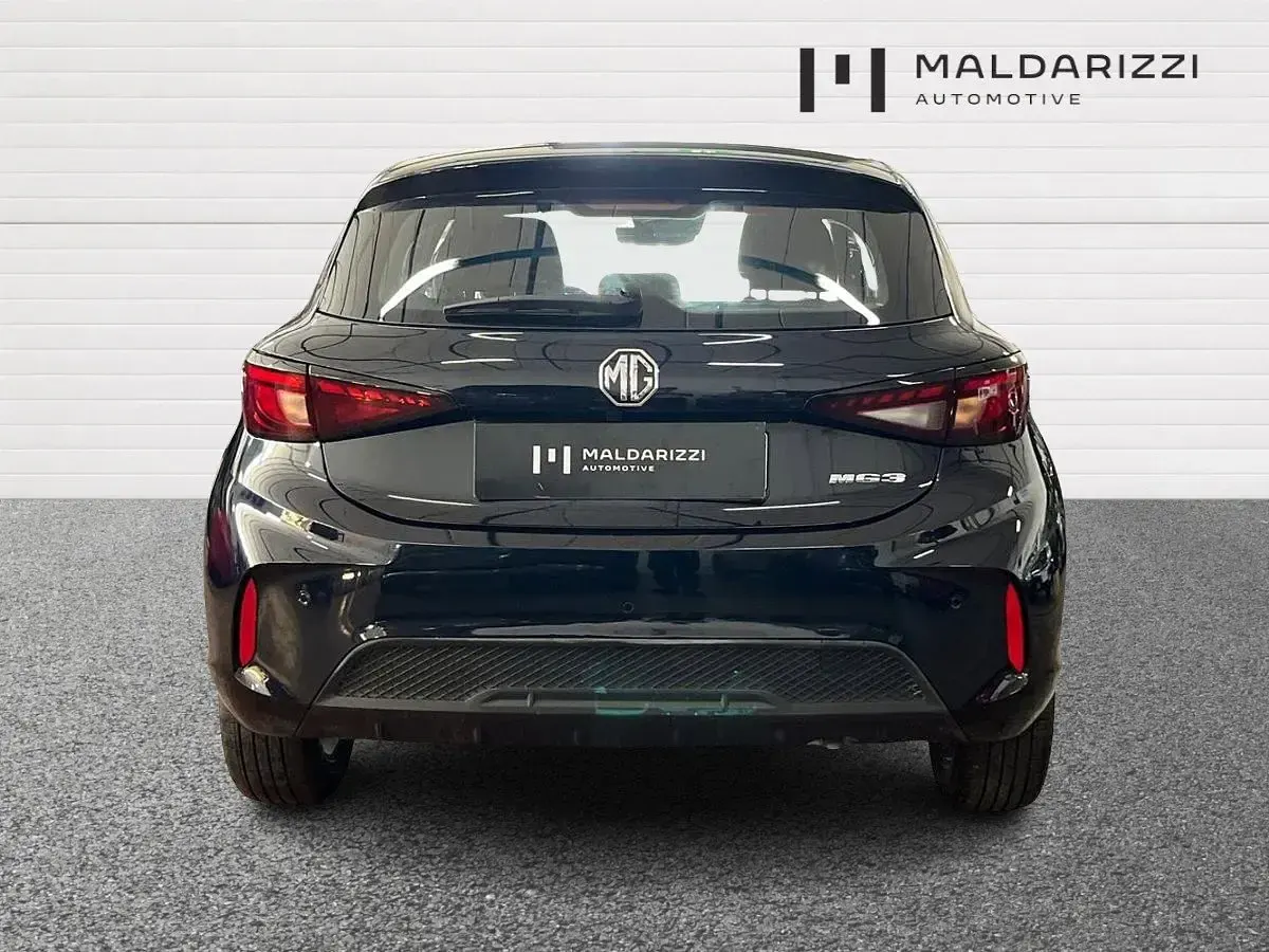 Usata MG MG3 Comfort 116 CV (85 kW) 2025 Nero Utilitaria