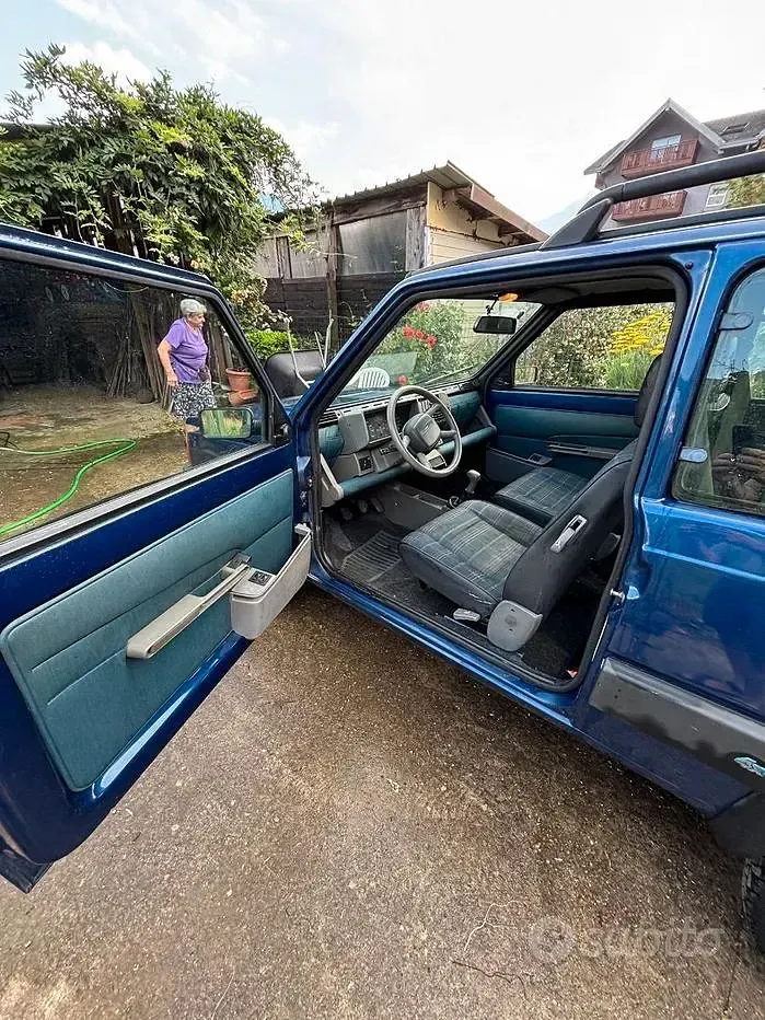 Usata Fiat Panda 4x4 54 CV (39 kW) 2001 Bluazzurro Utilitaria