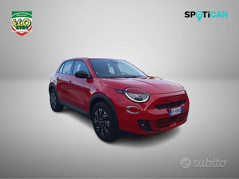 Usata Fiat 600E Red 114 kW (156 CV) 2023 Rosso SUV