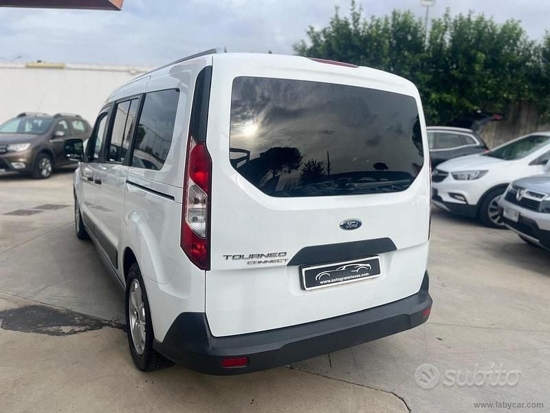 Usata Ford Tourneo Connect 120 CV (88 kW) 2017 Bianco Monovolume