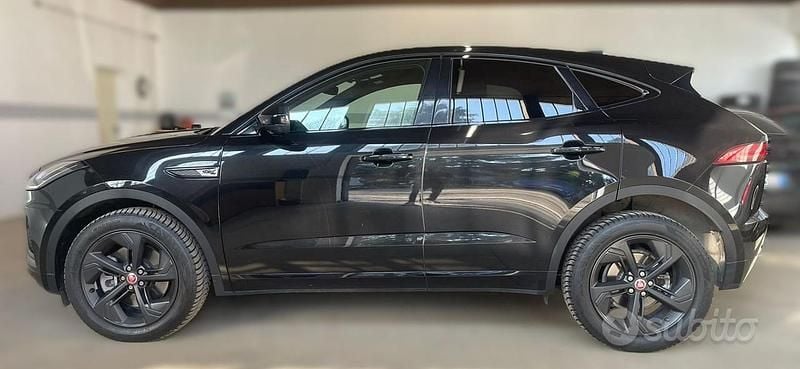 Usata Jaguar E-Pace R-Dynamic 163 CV (119 kW) 2023 Nero SUV