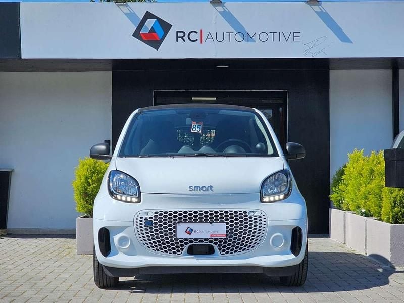 Usata Smart ForTwo Coupé Pure 41 kW (56 CV) 2023 Bianco Utilitaria
