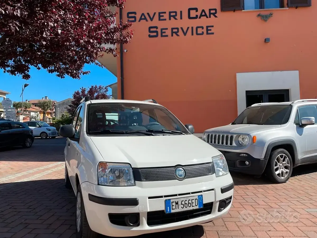 Usata Fiat Panda Dynamic 75 CV (55 kW) 2012 Bianco Utilitaria