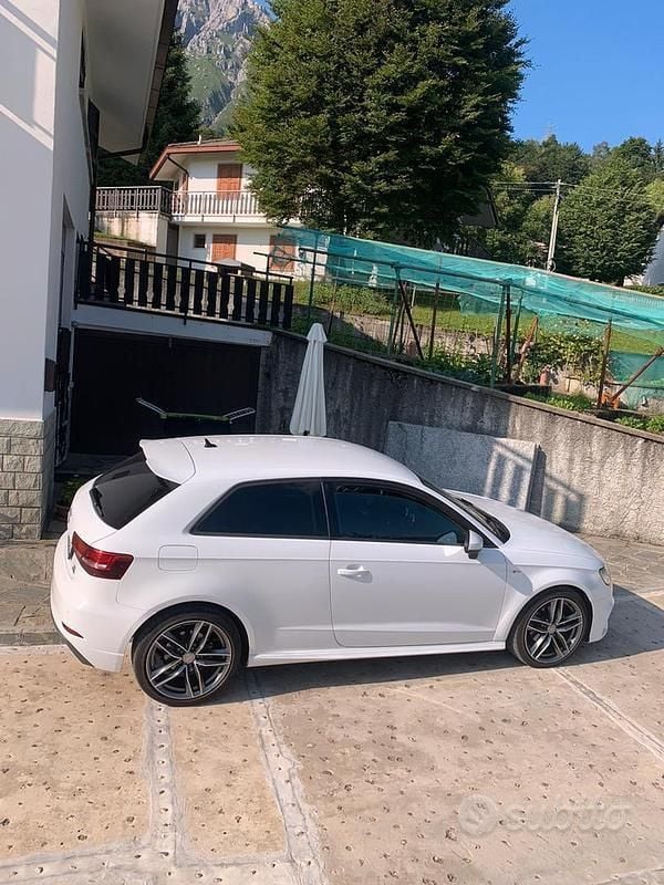 Usata Audi A3 S-Line 200 CV (147 kW) 2017 Bianco Berlina